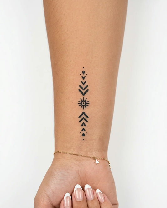 INKY Boho Line semi-permanent tattoo applied on a woman – 2 x 4 in (6x10 cm) design, realistic ink look, lasts 10 days