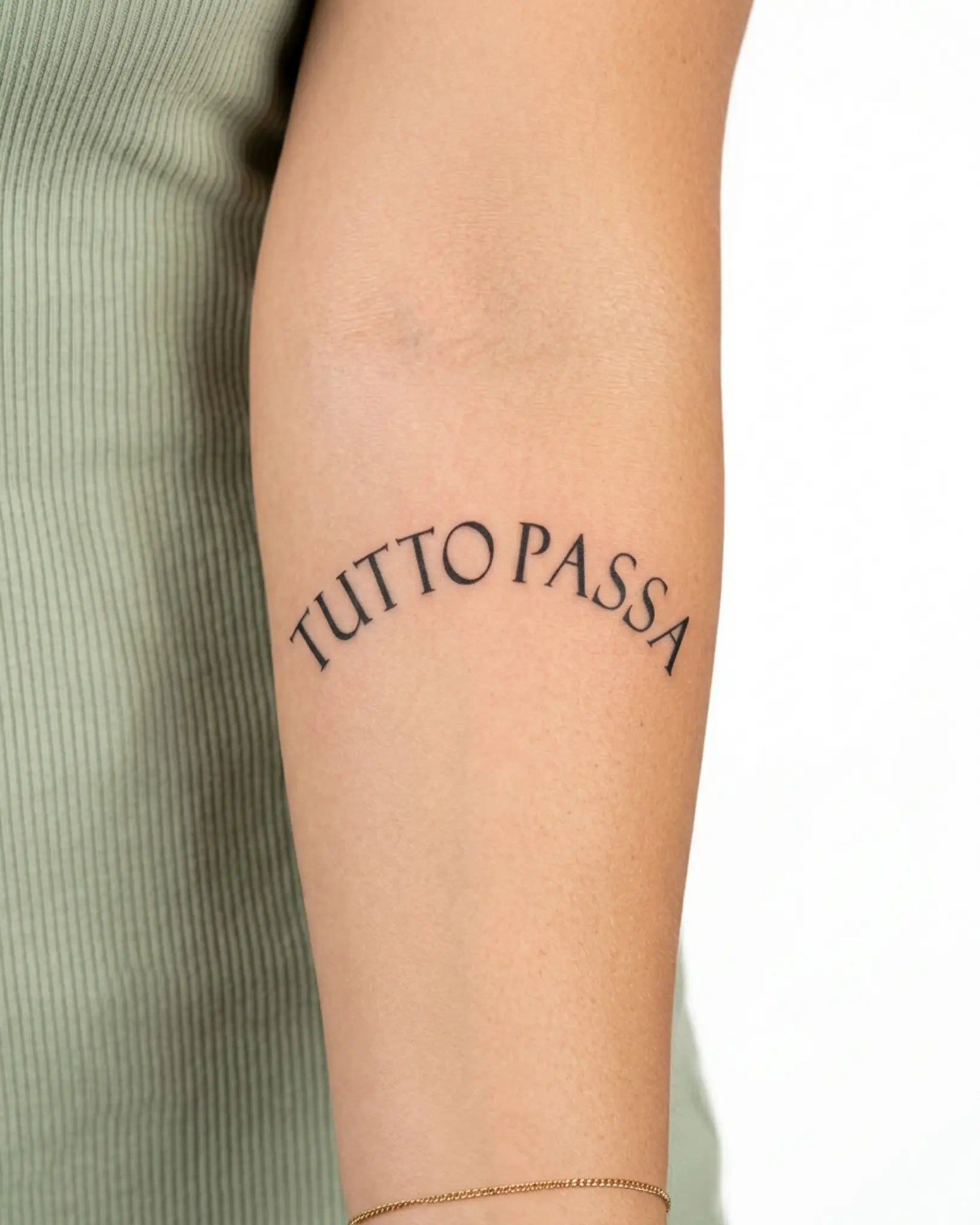 INKY Tutto Passa semi-permanent tattoo applied on a woman – 3 x 3 in (7x7 cm) design, realistic ink look, lasts 10 days