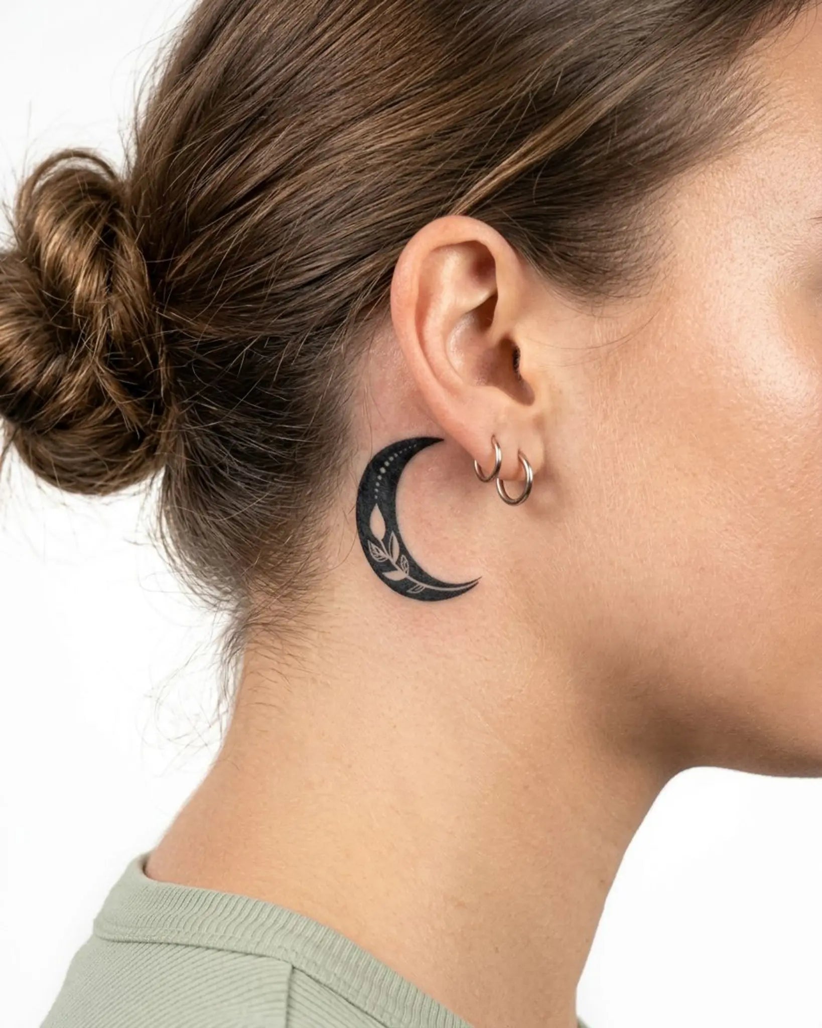 INKY Moon Bloom semi-permanent tattoo applied on a woman – 2 x 2 in (4x4 cm) design, realistic ink look, lasts 10 days