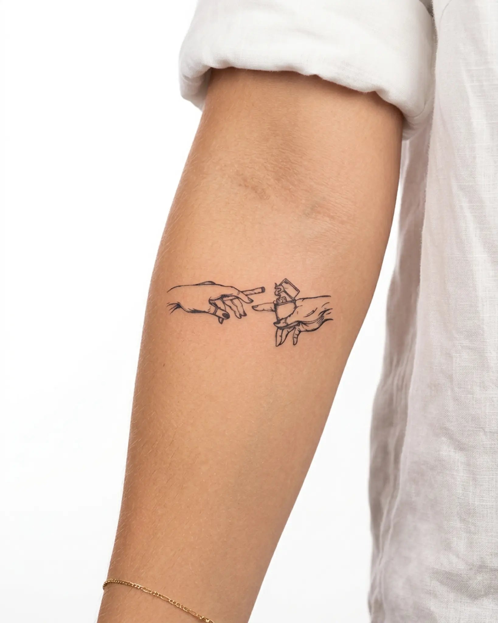 INKY Fire Touch semi-permanent tattoo applied on a woman – 3 x 3 in (7x7 cm) design, realistic ink look, lasts 10 days