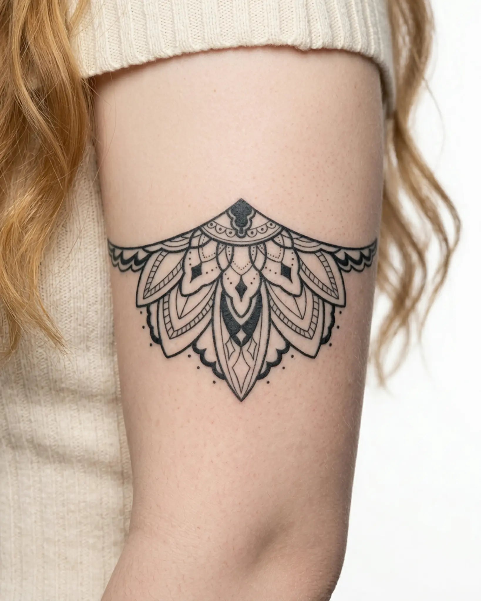 INKY Mandala Band semi-permanent tattoo applied on a woman – 4 x 7 in (10x17 cm) design, realistic ink look, lasts 10 days