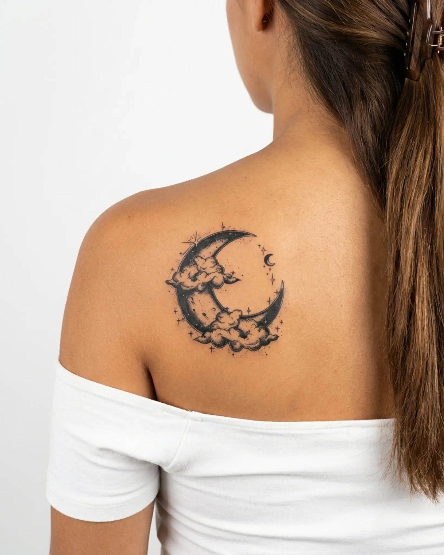 INKY Dreamy Moon semi-permanent tattoo applied on a woman – 3 x 3 in (7x7 cm) design, realistic ink look, lasts 10 days